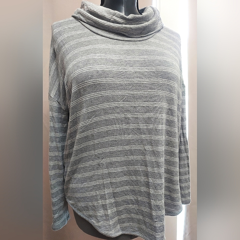 Lou & Grey for Loft Women's Cowl Neck Long Sleeve Top.